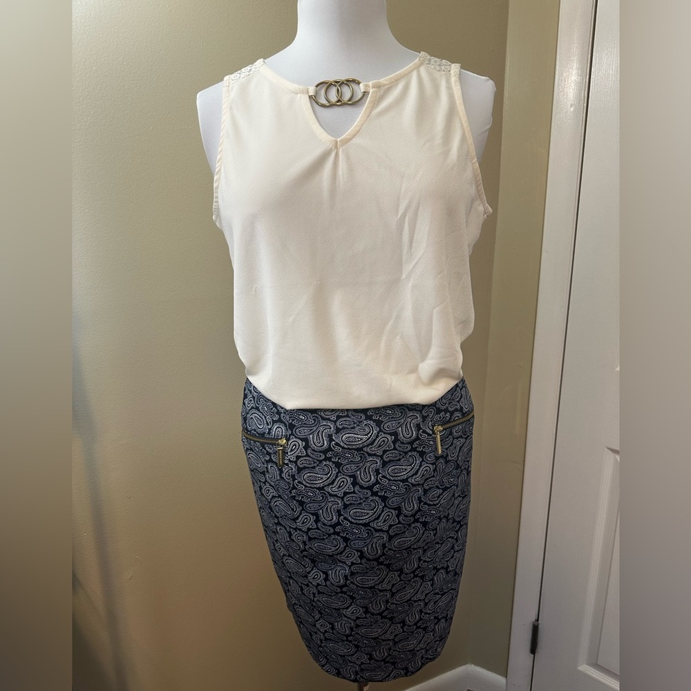 MK and Daisy Fuentes outfit